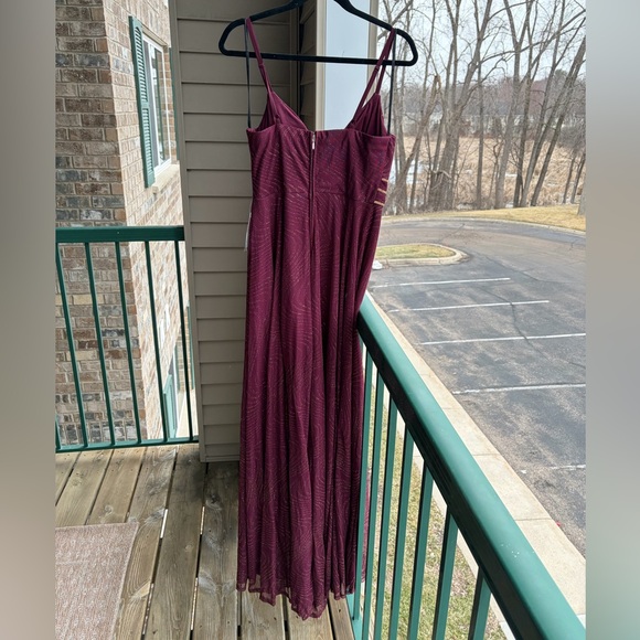 🆕✨ Xtraordinary Burgundy Wine Gold Maxi Dress Size 11 Evening Gown Long Flowy - Picture 4 of 17